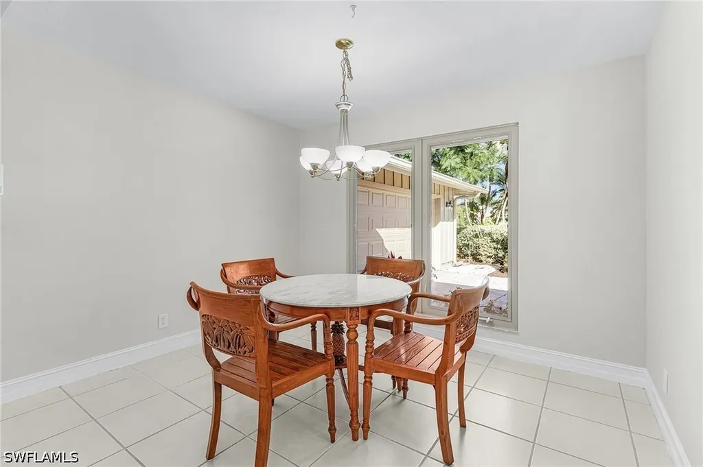 2377 Kings Lake Boulevard Naples FL 34112