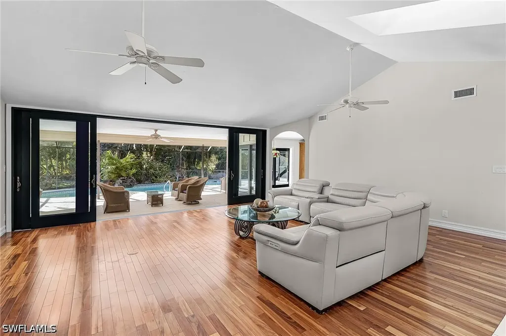 2377 Kings Lake Boulevard Naples FL 34112