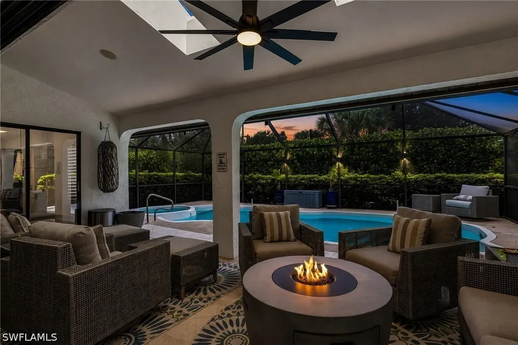 1374 Foxfire Lane Naples FL 34104