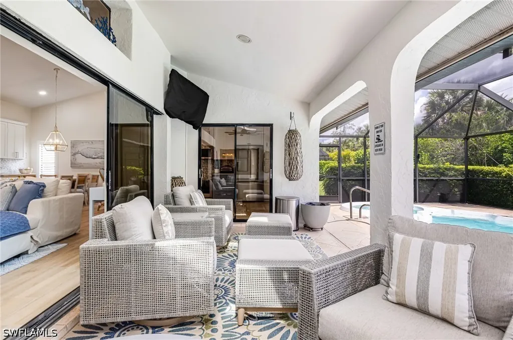 1374 Foxfire Lane Naples FL 34104