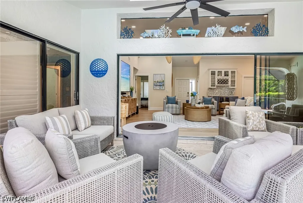 1374 Foxfire Lane Naples FL 34104
