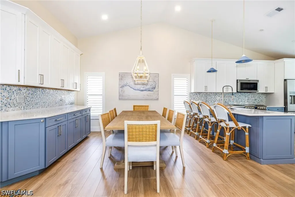 1374 Foxfire Lane Naples FL 34104