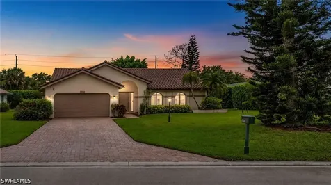 1374 Foxfire Lane Naples FL 34104