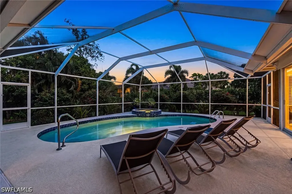 Bonita Springs FL, 27330 Ridge Lake Court