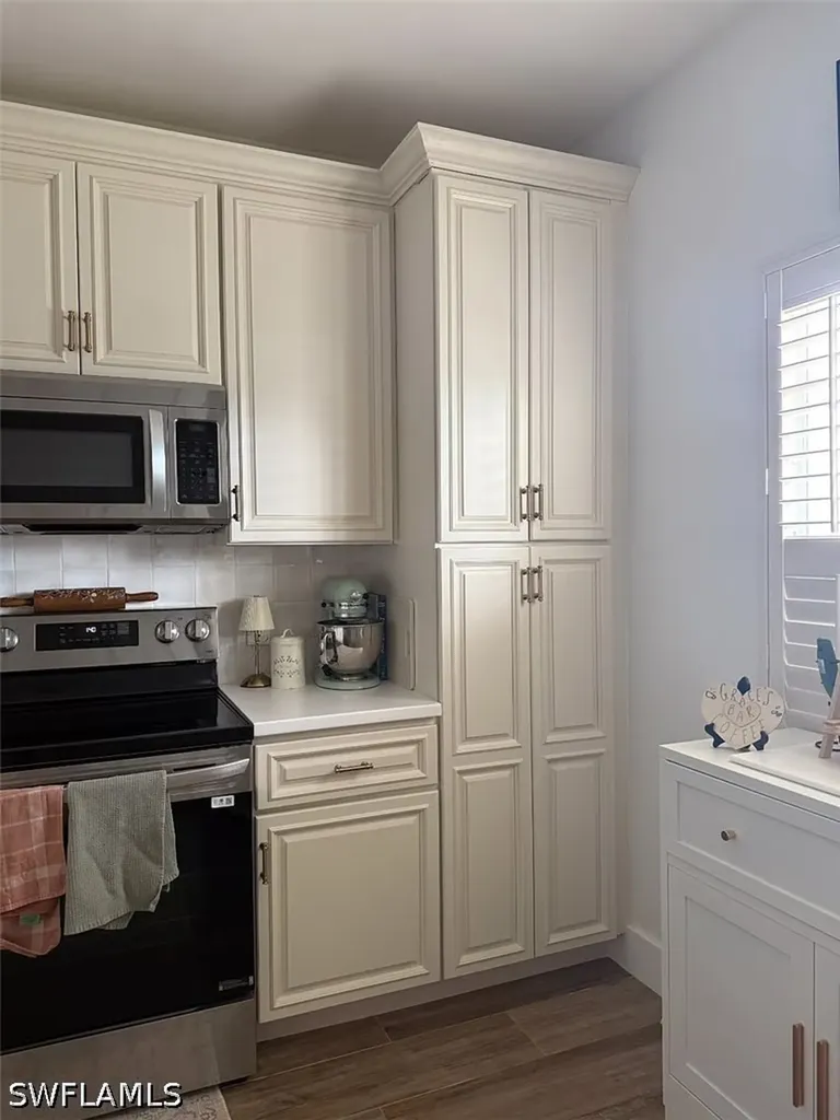 6113 Lake Front Drive Fort Myers FL 33908