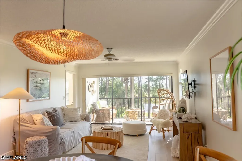 Naples FL, 265 Deerwood Circle, Unit 10