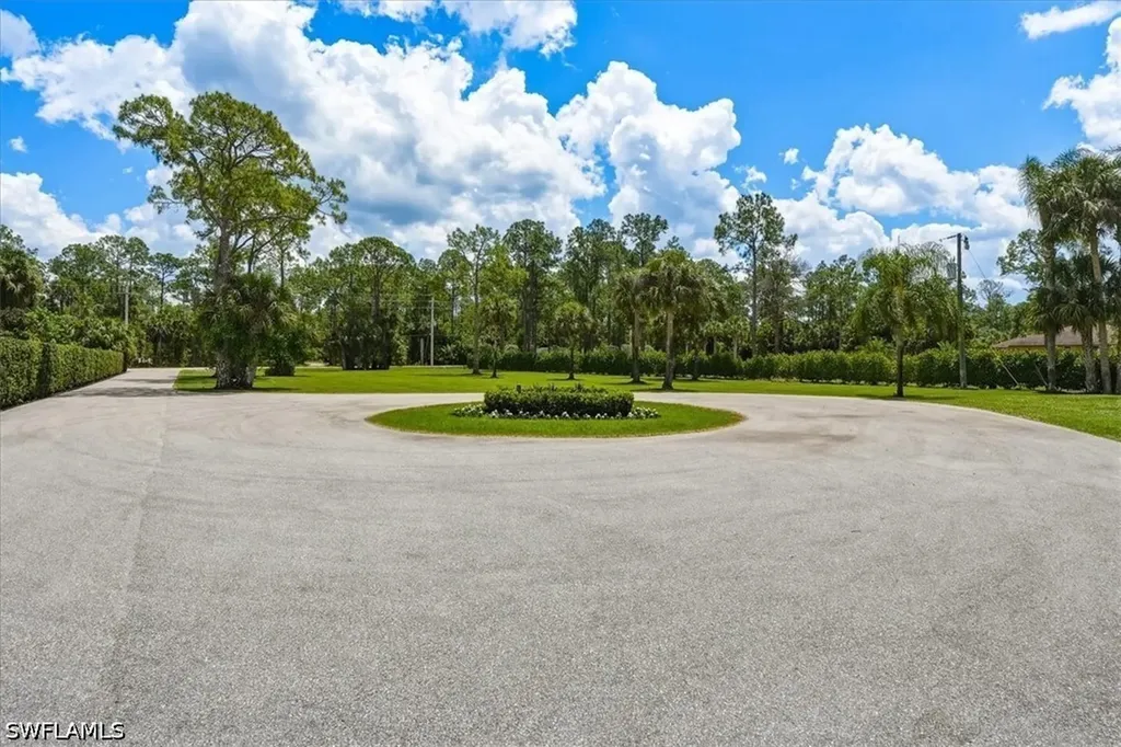 631 5th Street SW Naples FL 34117