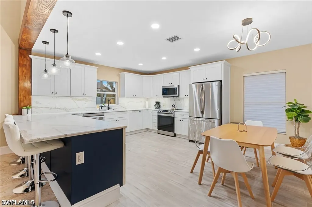 523 103rd Avenue N Naples FL 34108