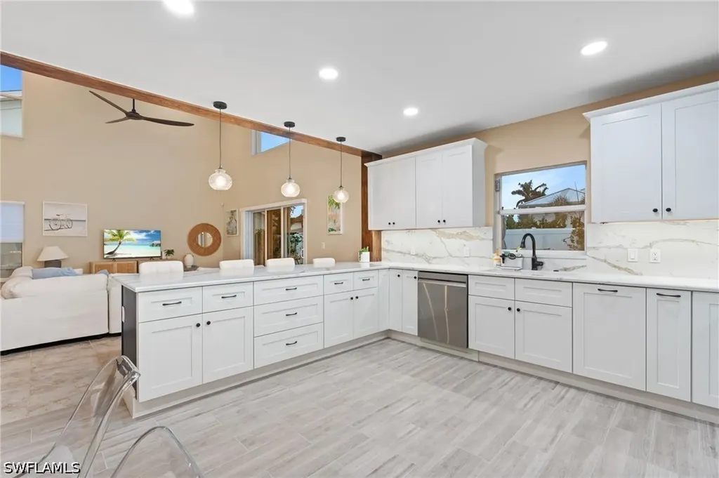 523 103rd Avenue N Naples FL 34108