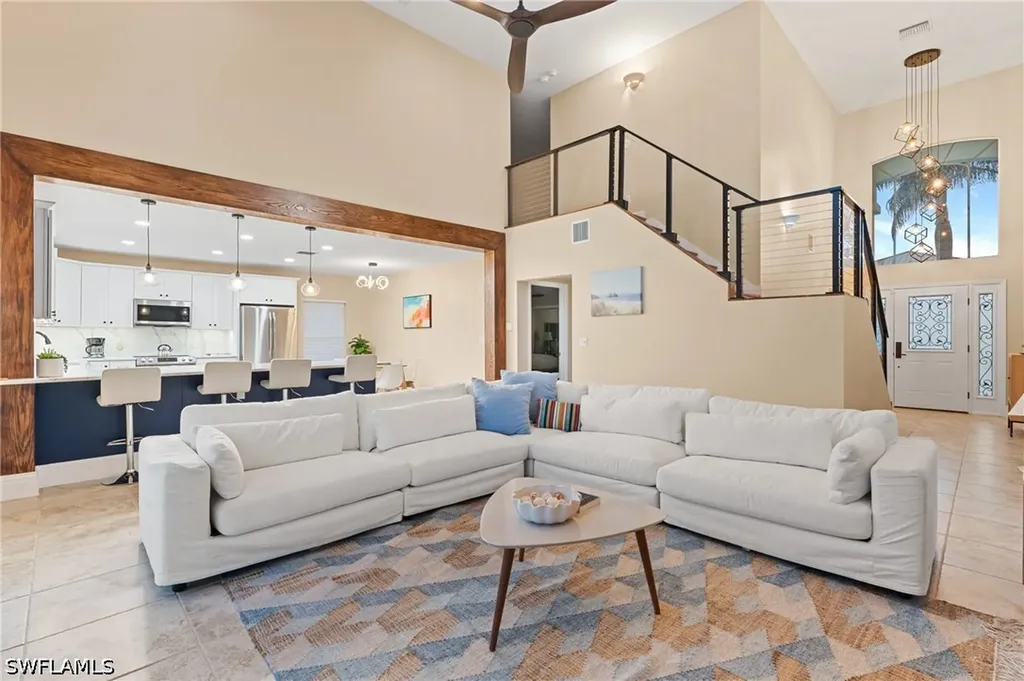 523 103rd Avenue N Naples FL 34108
