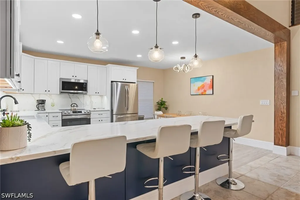 523 103rd Avenue N Naples FL 34108