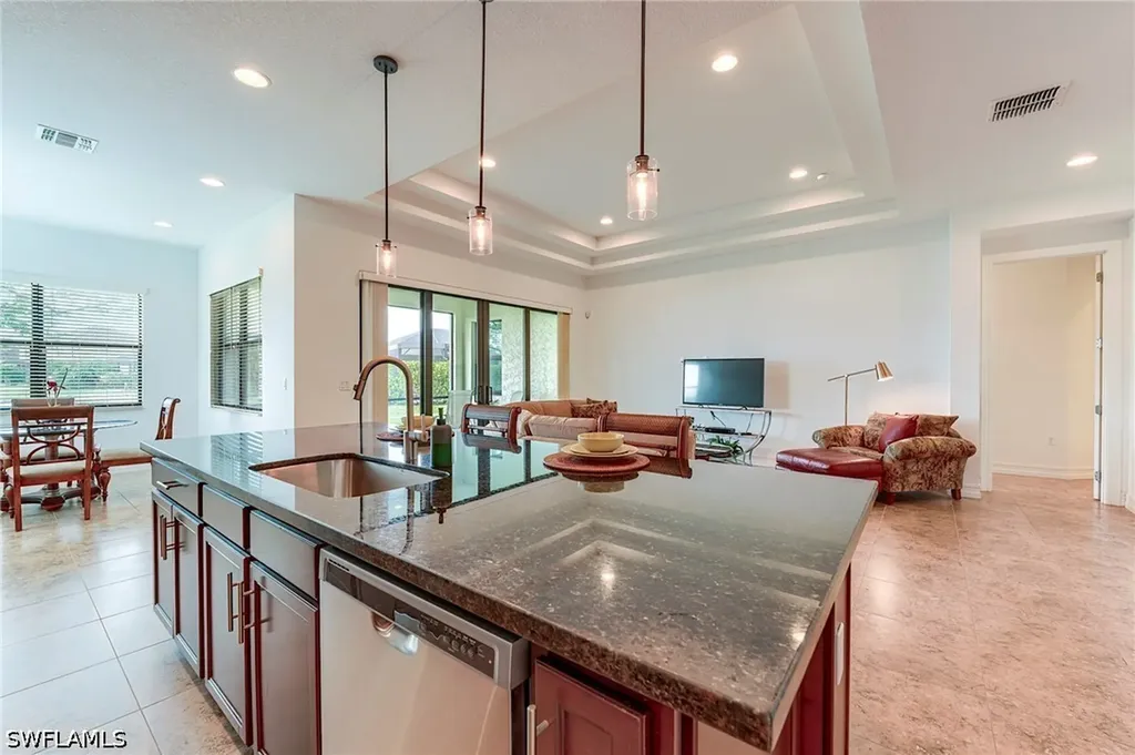 9209 Woodhurst Drive Naples FL 34120