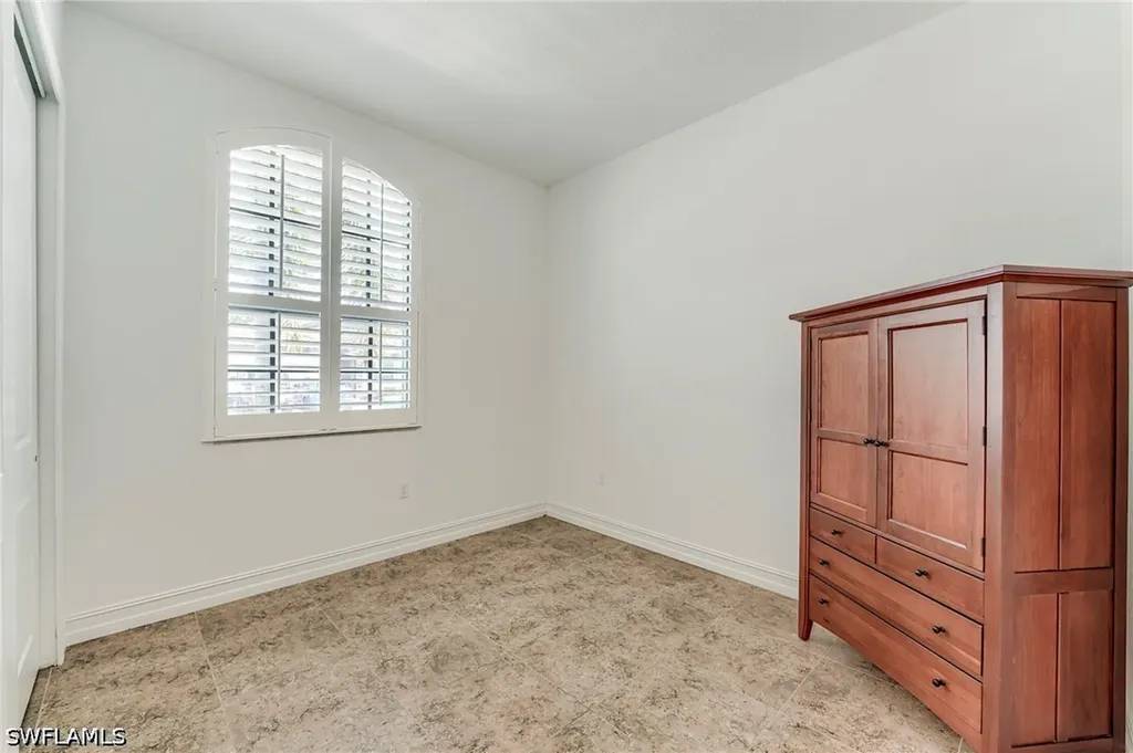 9209 Woodhurst Drive Naples FL 34120