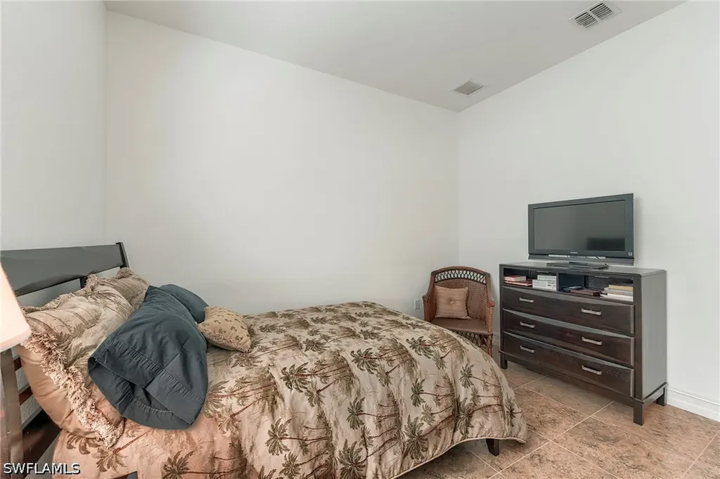 9209 Woodhurst Drive Naples FL 34120