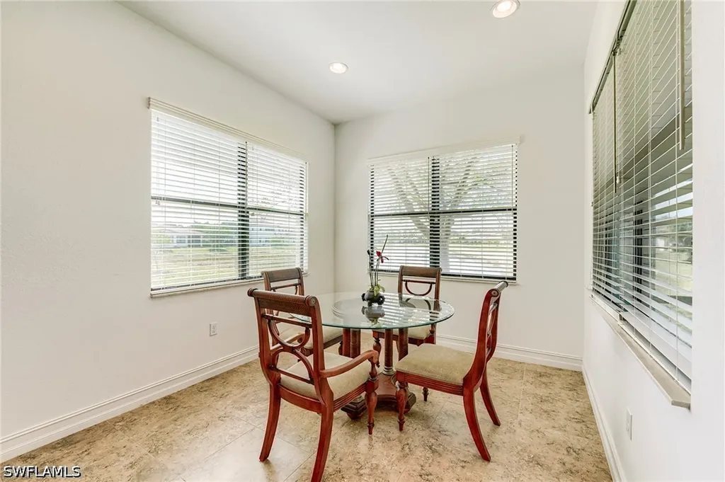 9209 Woodhurst Drive Naples FL 34120