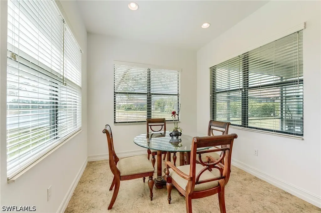 9209 Woodhurst Drive Naples FL 34120