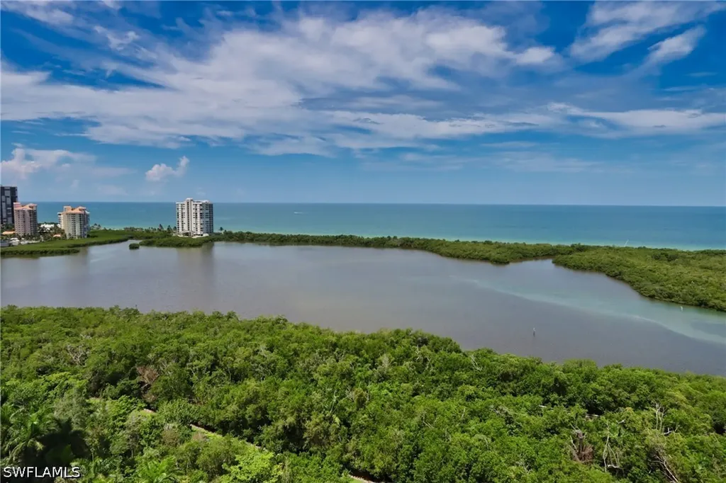 5550 Heron Point Drive Naples FL 34108