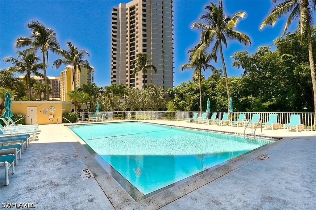 5550 Heron Point Drive Naples FL 34108