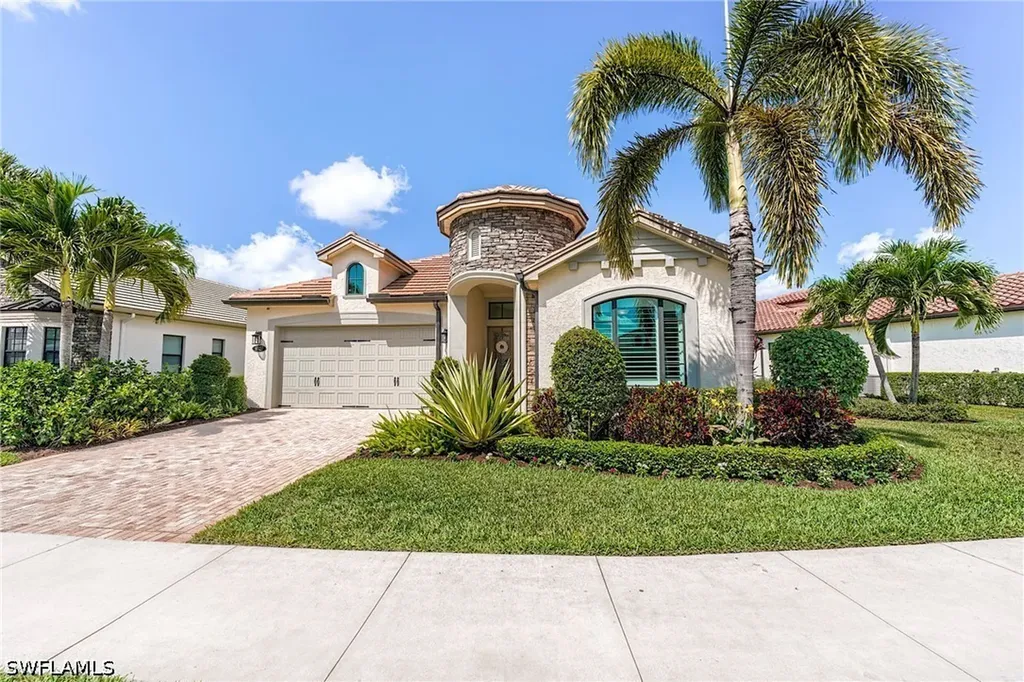 9327 Woodhurst Drive Naples FL 34120