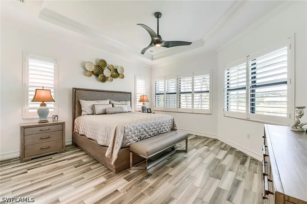 9327 Woodhurst Drive Naples FL 34120