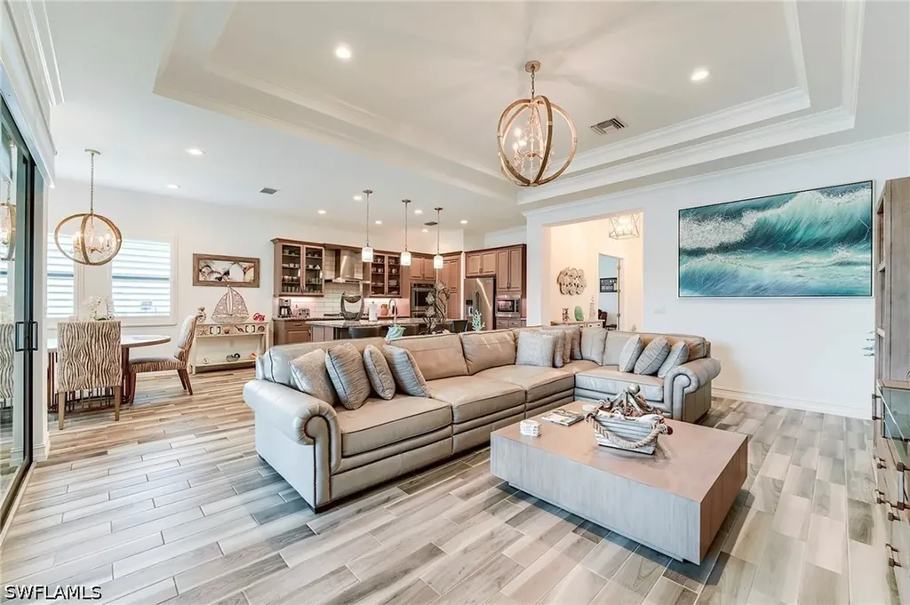 9327 Woodhurst Drive Naples FL 34120