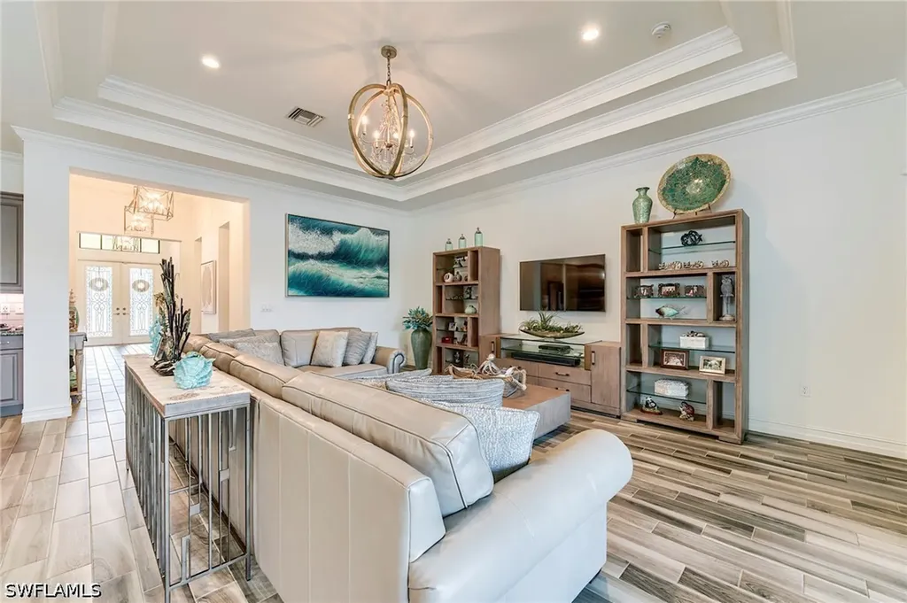 9327 Woodhurst Drive Naples FL 34120