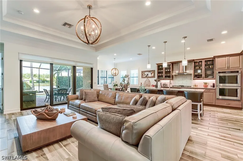 9327 Woodhurst Drive Naples FL 34120