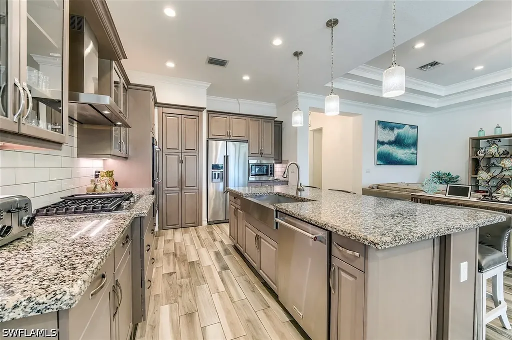 9327 Woodhurst Drive Naples FL 34120