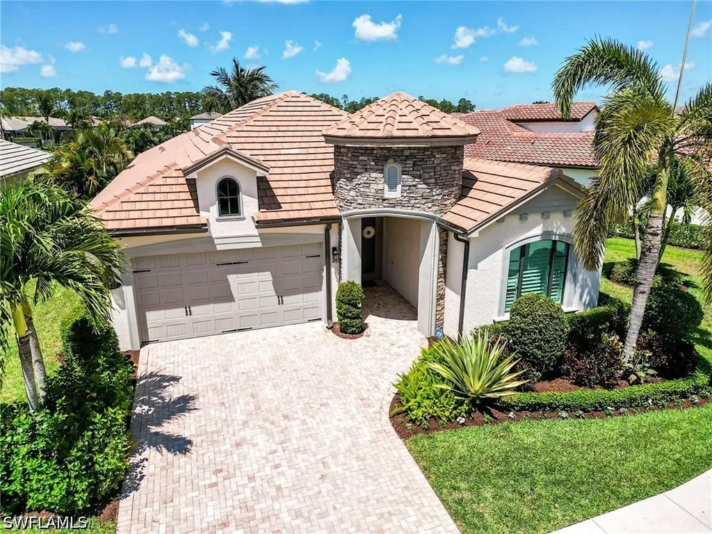 9327 Woodhurst Drive Naples FL 34120