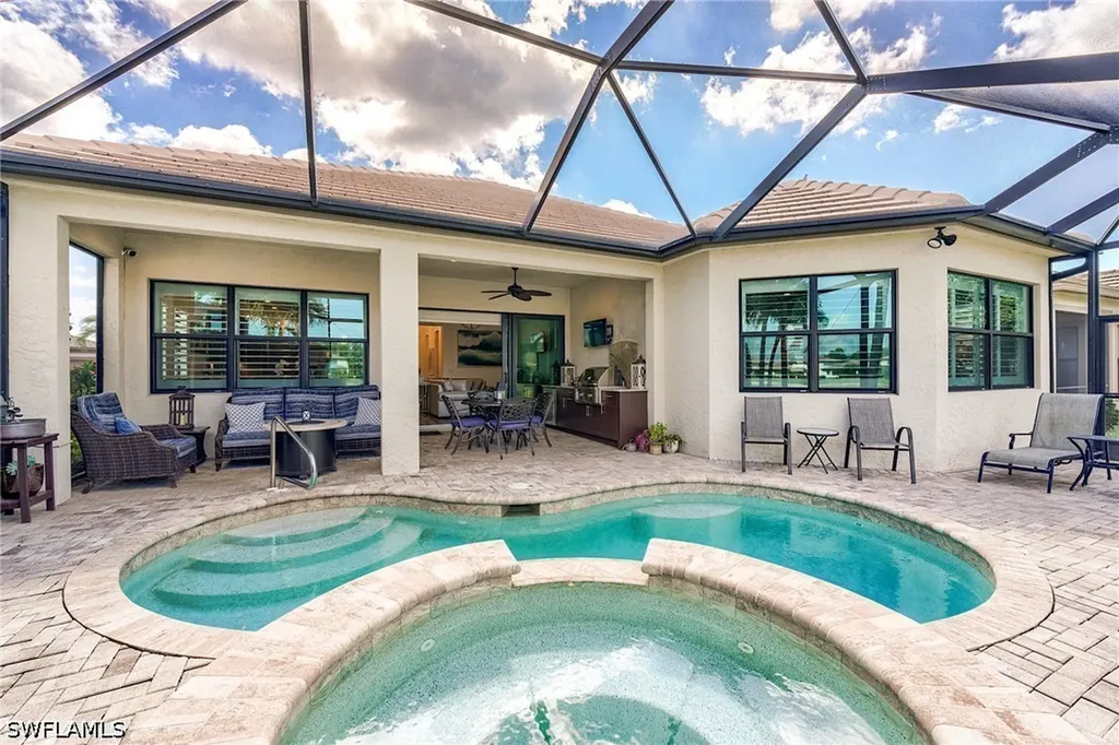 9327 Woodhurst Drive Naples FL 34120
