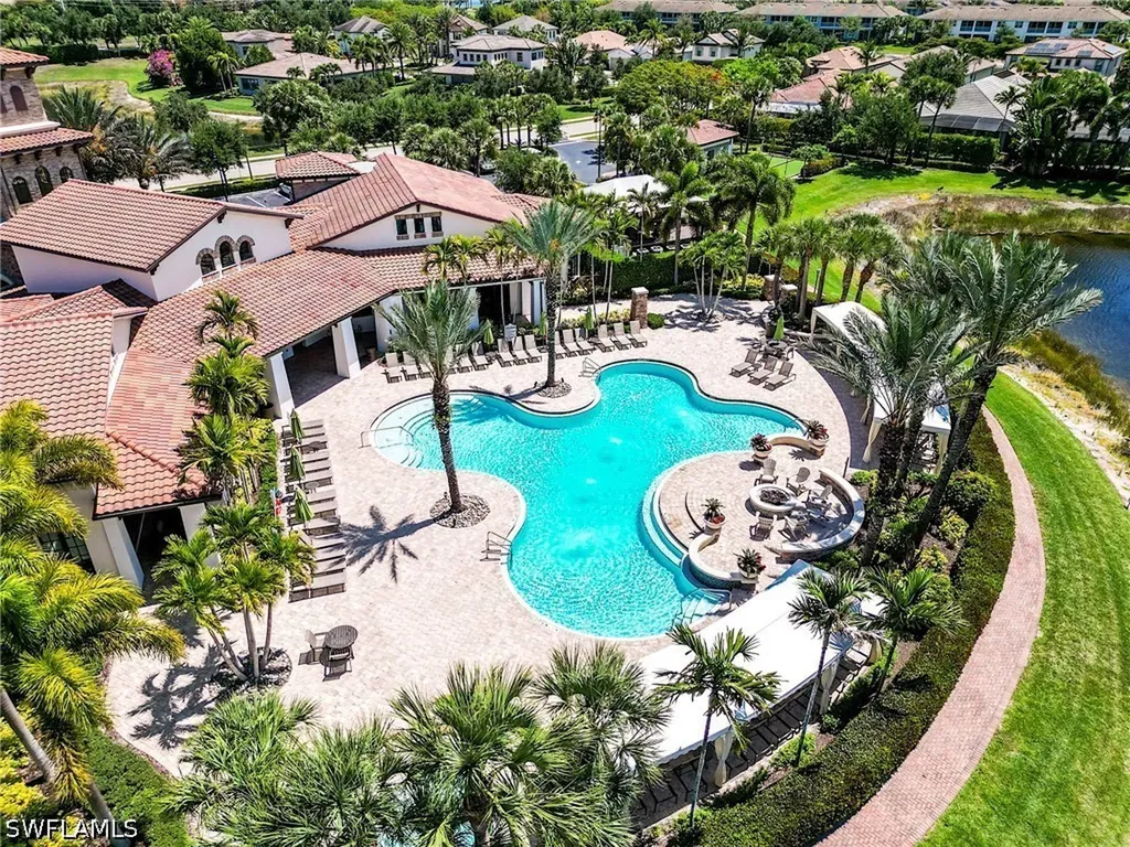 9327 Woodhurst Drive Naples FL 34120