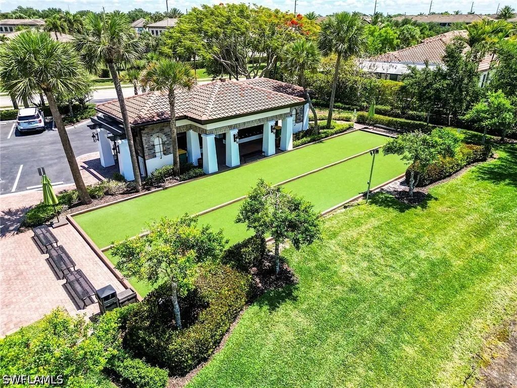9327 Woodhurst Drive Naples FL 34120
