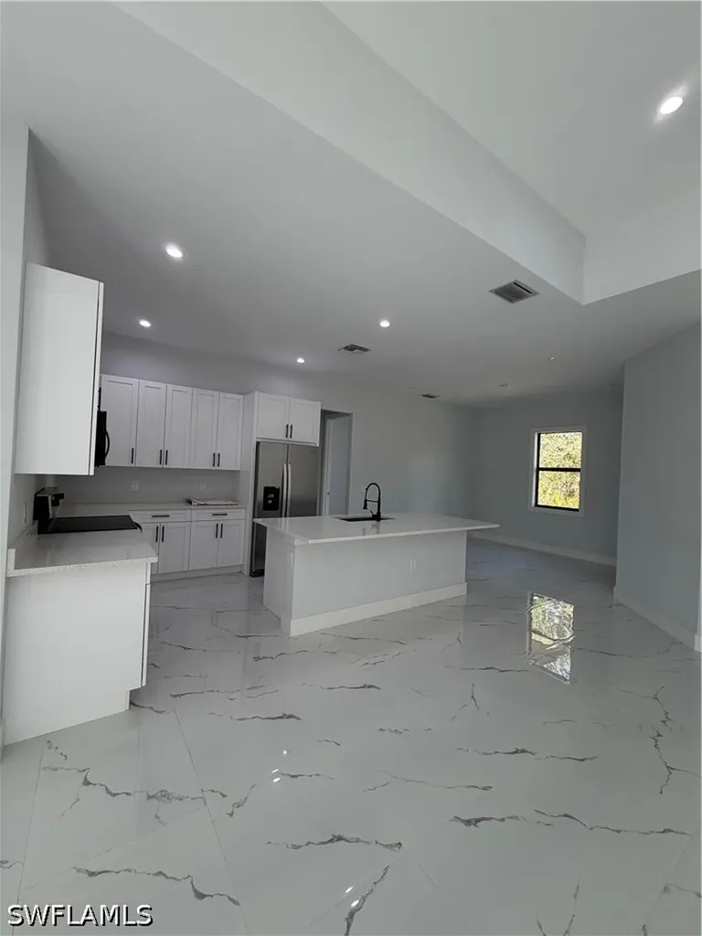 2863 52nd Avenue NE Naples FL 34120