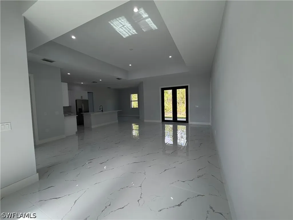 2863 52nd Avenue NE Naples FL 34120