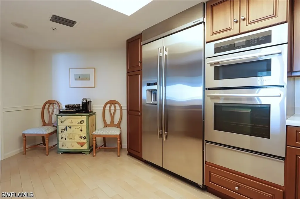 60 Seagate Drive Naples FL 34103