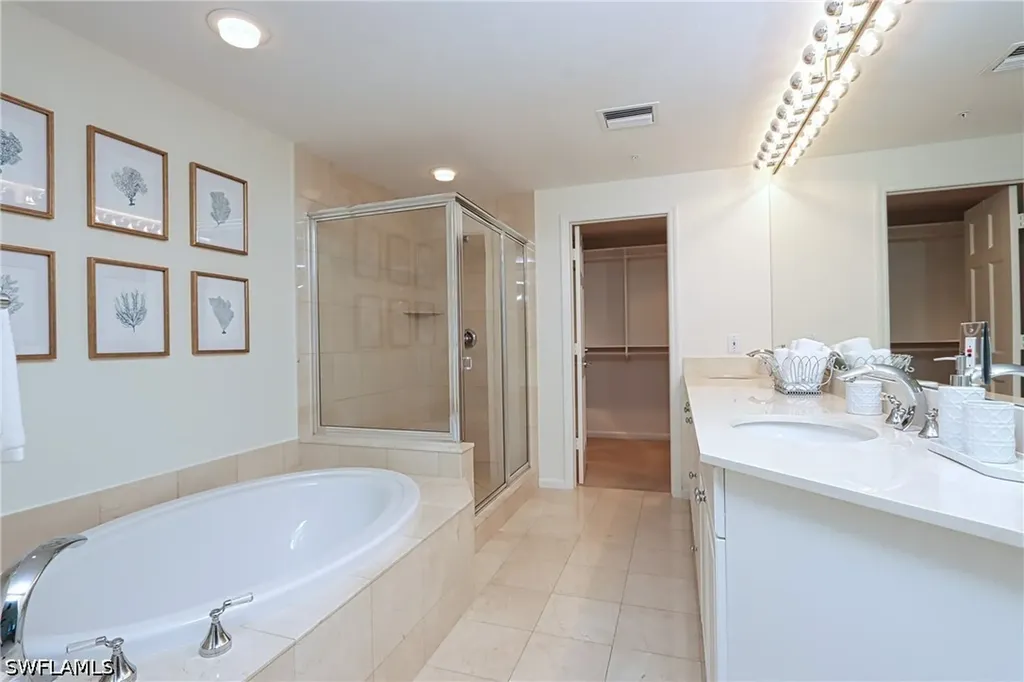 60 Seagate Drive Naples FL 34103