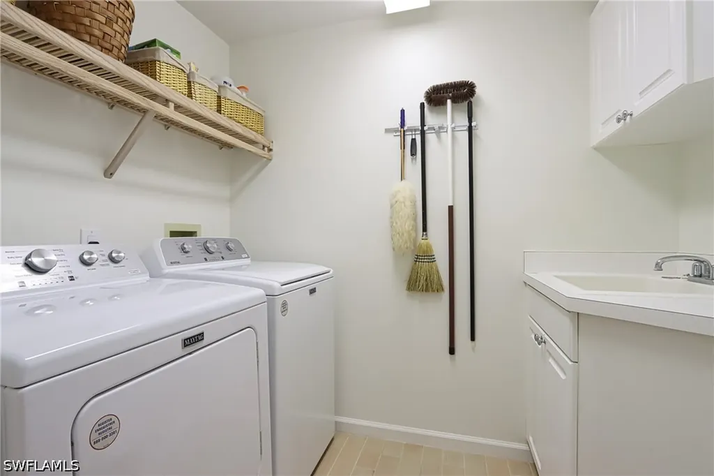 60 Seagate Drive Naples FL 34103