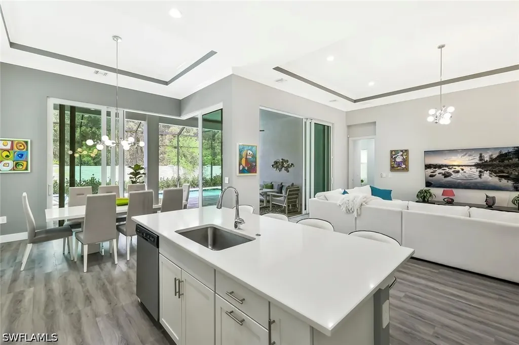 3754 Sapphire Cove Circle Naples FL 34114