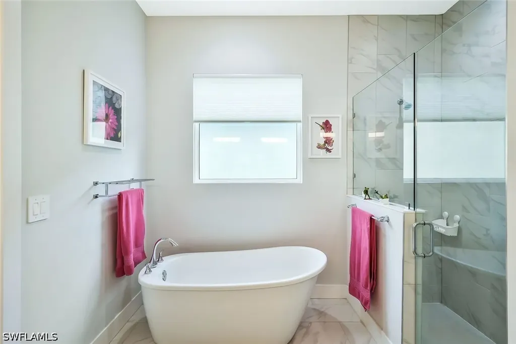 3754 Sapphire Cove Circle Naples FL 34114