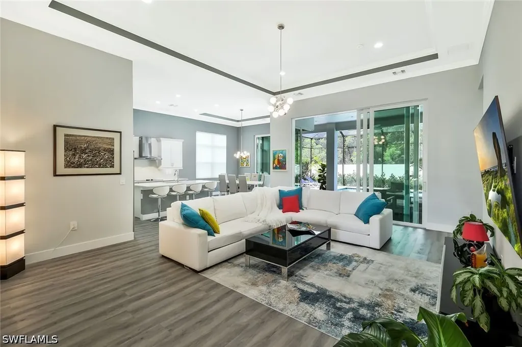 3754 Sapphire Cove Circle Naples FL 34114
