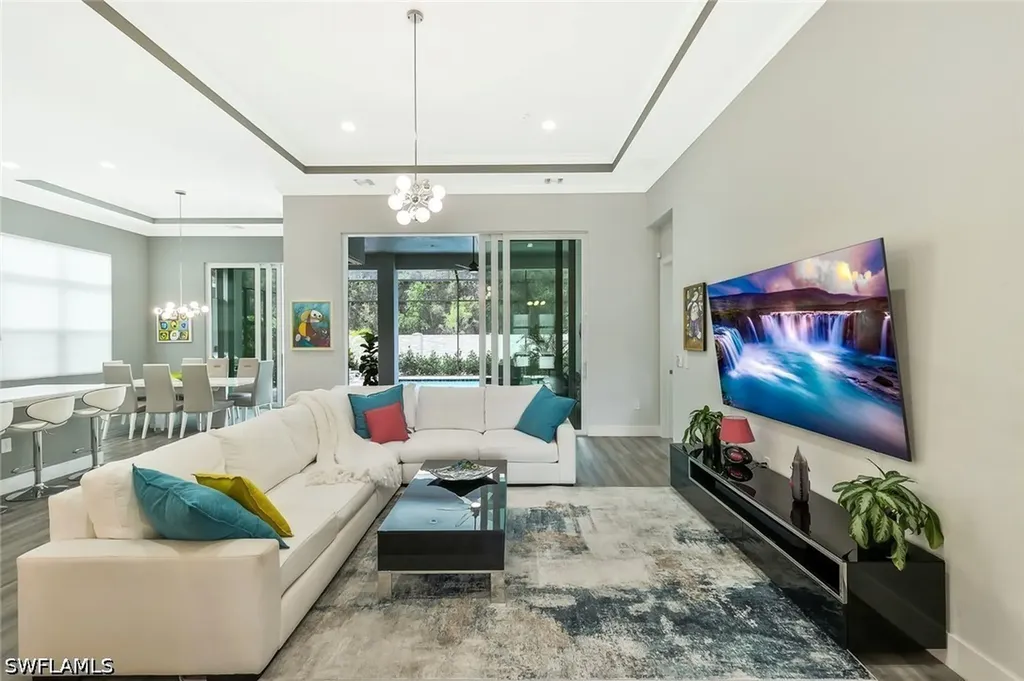 3754 Sapphire Cove Circle Naples FL 34114