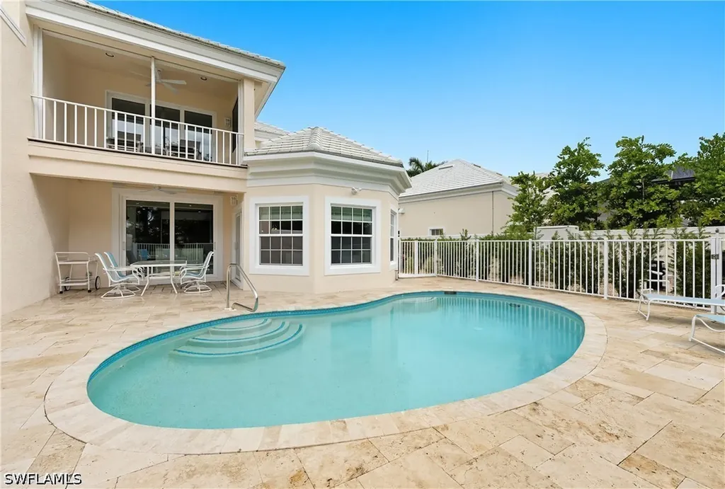 360 Carlton Place Naples FL 34108