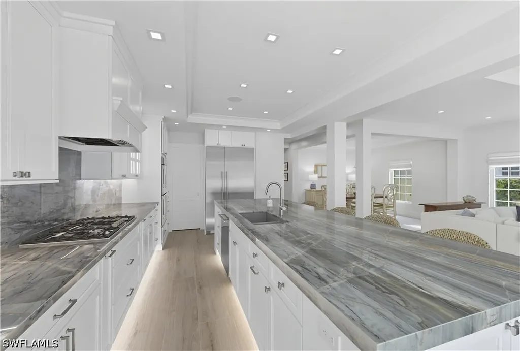 360 Carlton Place Naples FL 34108