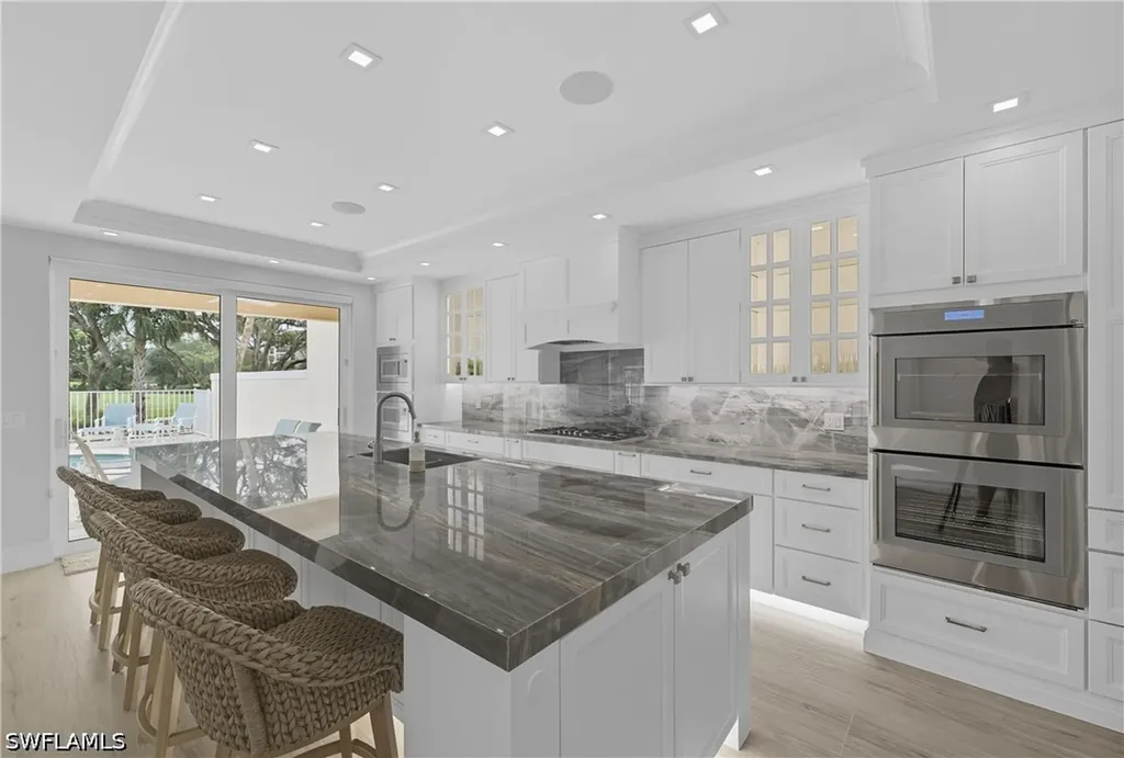 360 Carlton Place Naples FL 34108