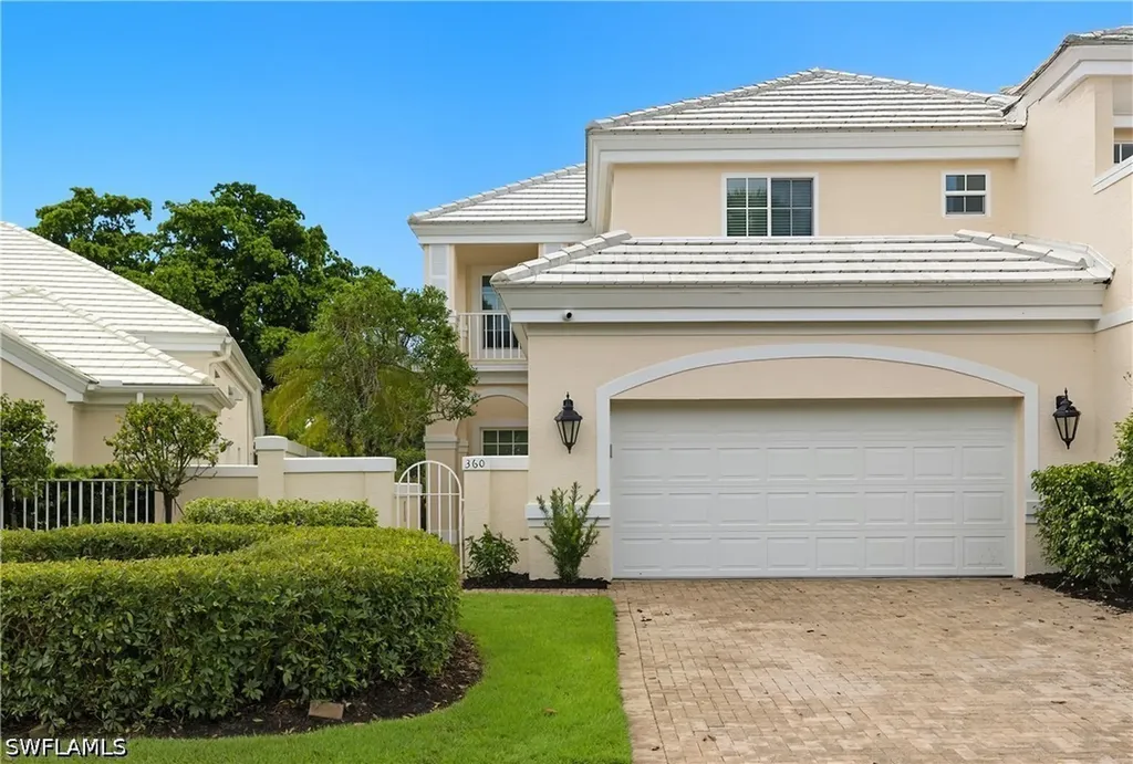 360 Carlton Place Naples FL 34108