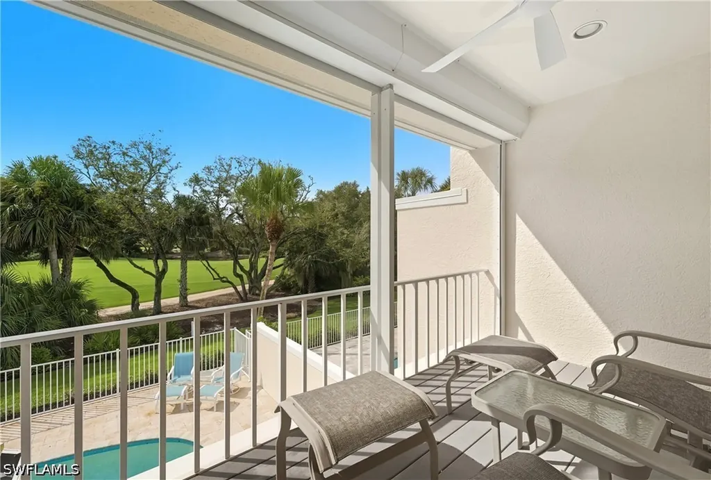 360 Carlton Place Naples FL 34108