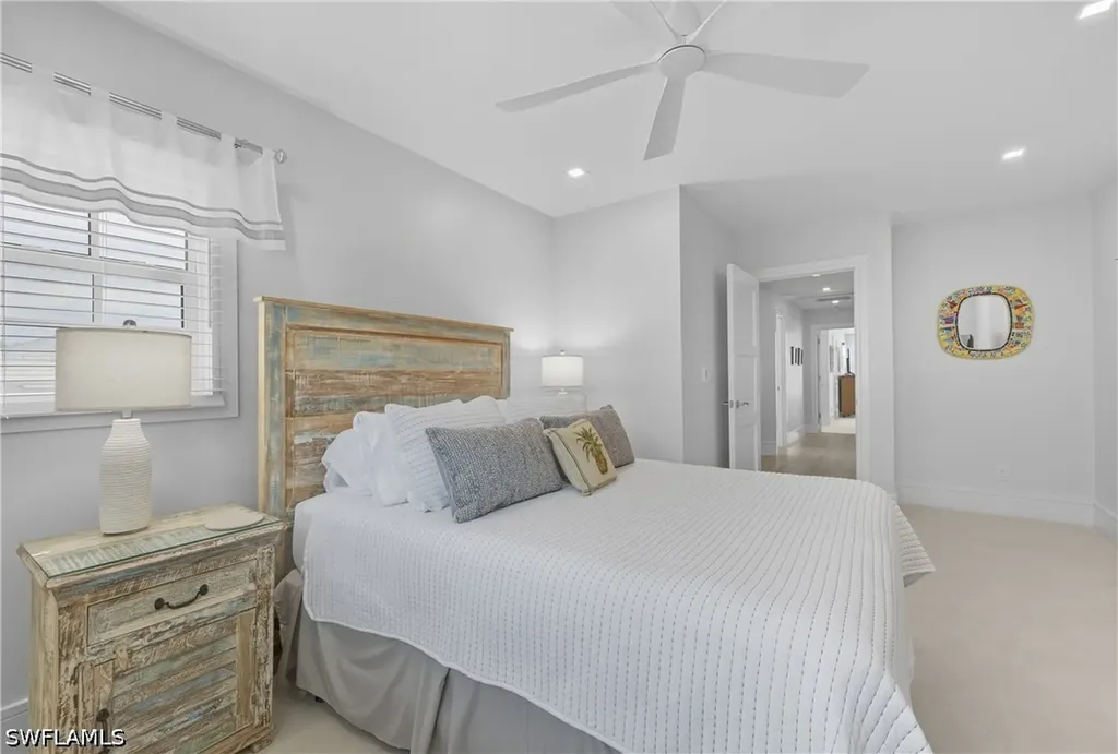 360 Carlton Place Naples FL 34108