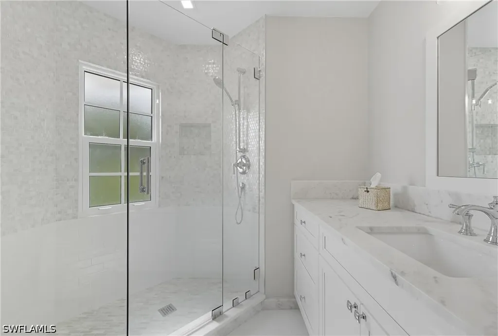 360 Carlton Place Naples FL 34108