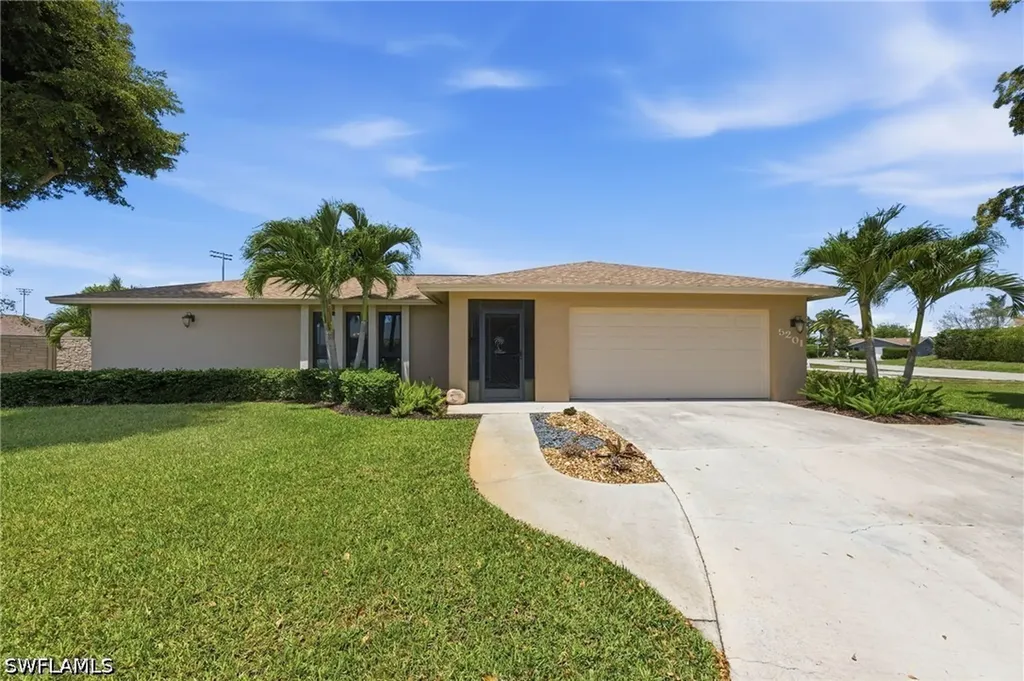 5201 31st Place SW Naples FL 34116