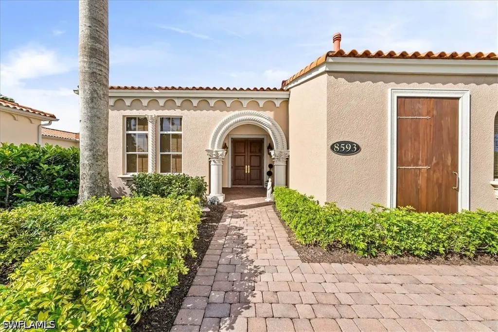 8593 Bellagio Drive Naples FL 34114